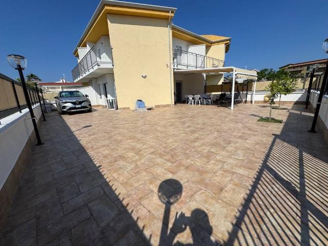Villa Indipendente in vendita a Calabria, Cosenza