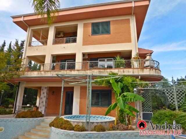 Villa Indipendente in vendita a Marcellina, Calabria