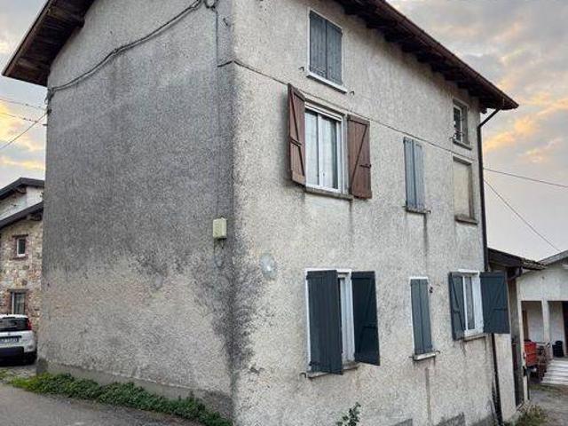 Villa Indipendente in vendita a Santa Maria Della Versa, Lombardia