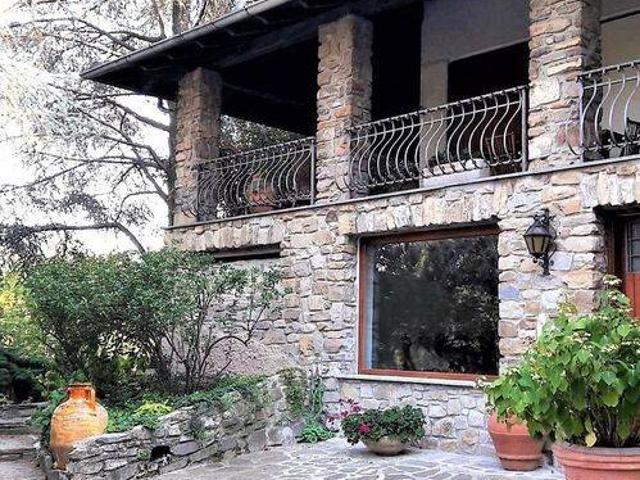 Villa Indipendente in vendita a Santa Maria Della Versa, Lombardia