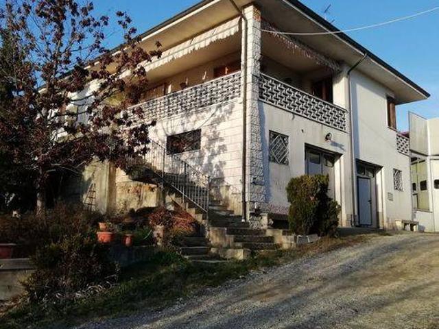 Villa Indipendente in vendita a Santa Maria Della Versa, Lombardia