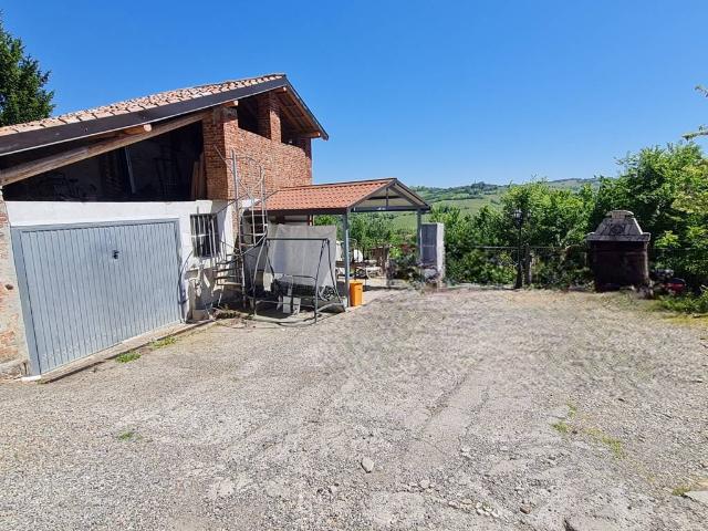 Villa Indipendente in vendita a Santa Maria Della Versa, Lombardia