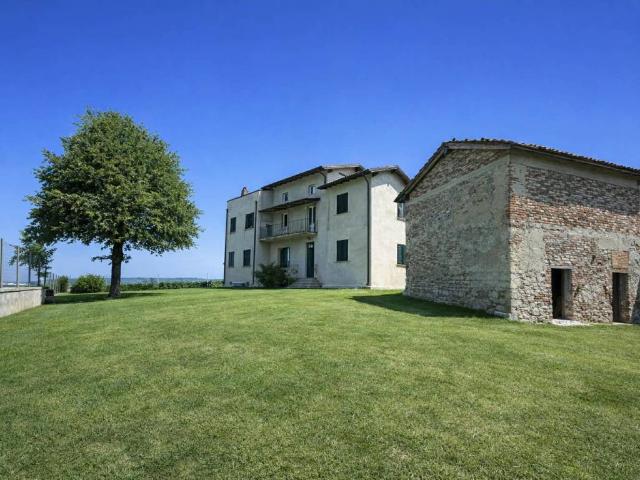 Rustico in vendita a Santa Maria Della Versa, Lombardia
