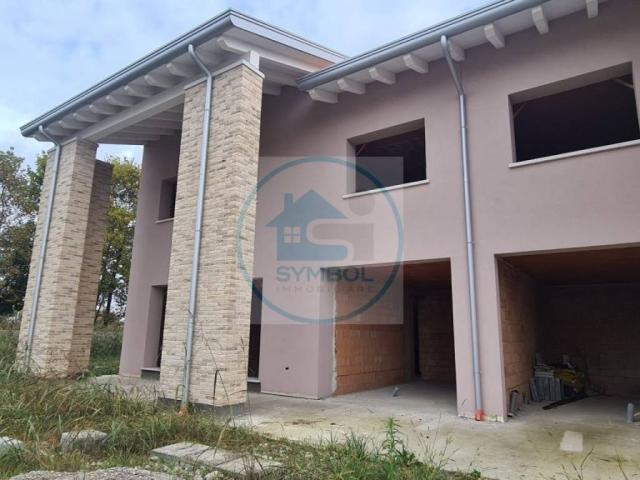 Villa Indipendente in vendita a Villanova Di Camposanpiero, Veneto