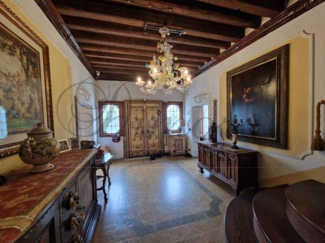 Villa Indipendente in vendita a Sant'Angelo di Sala, Villanova Di Camposanpiero