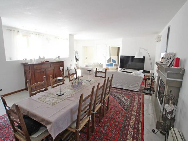 Villa Indipendente in vendita a Villanova Di Camposanpiero, Veneto