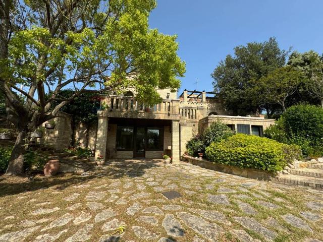 Villa Indipendente in vendita a Santa Maria Imbaro, Abruzzo
