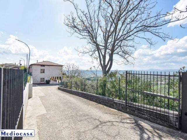 Villa Indipendente in vendita a Santa Maria Imbaro, Abruzzo