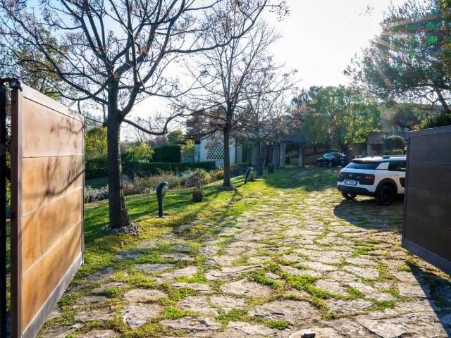 Villa Indipendente in vendita a Santa Maria Imbaro, Abruzzo
