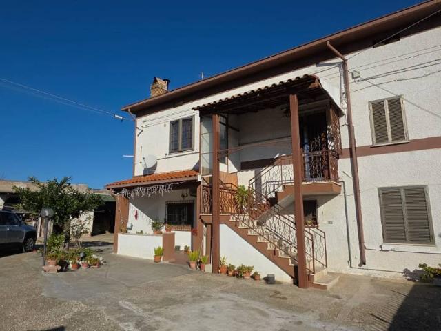 Villa Indipendente in vendita a Fossacesia, Abruzzo