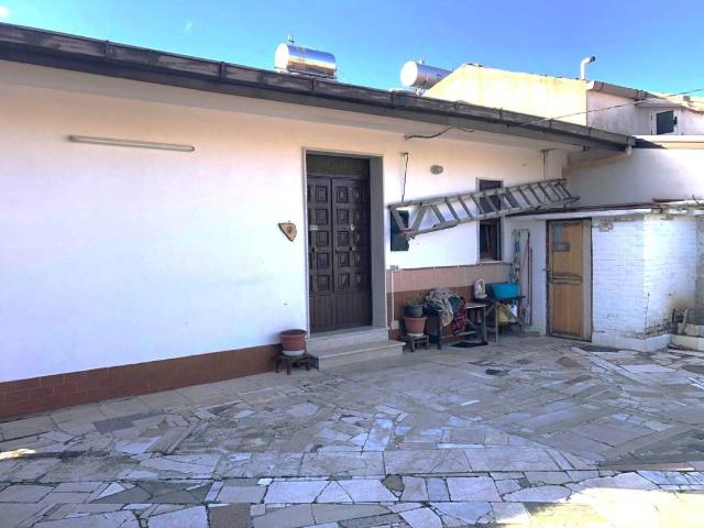 Villa Indipendente in vendita a Policastro Bussentino, Santa Marina