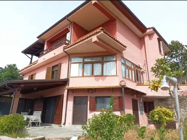 Villa Indipendente in vendita a Santa Marina, Campania