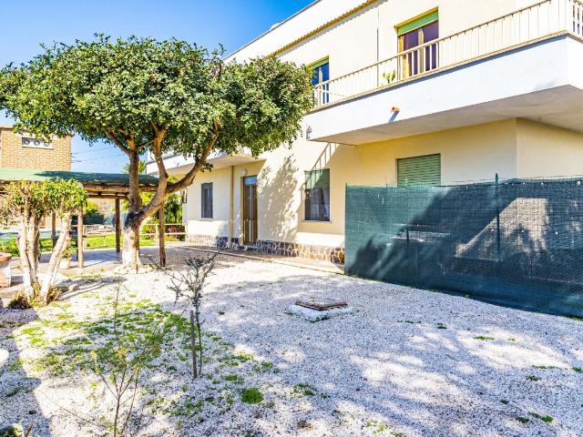 Villa Indipendente in vendita a Roma Capitale, Lazio