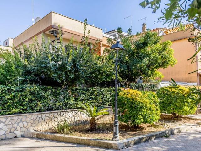 Villa Indipendente in vendita a Santa Severa, Roma Capitale