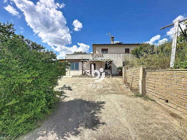 Villa Indipendente in vendita a Roma Capitale, Lazio