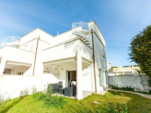 Villa Indipendente in vendita a Santa Severa, Roma Capitale
