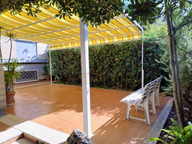 Villa Indipendente in vendita a Roma Capitale, Lazio