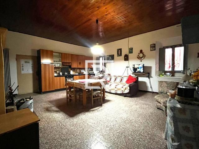 Villa Indipendente in vendita a Spinello, Santa Sofia