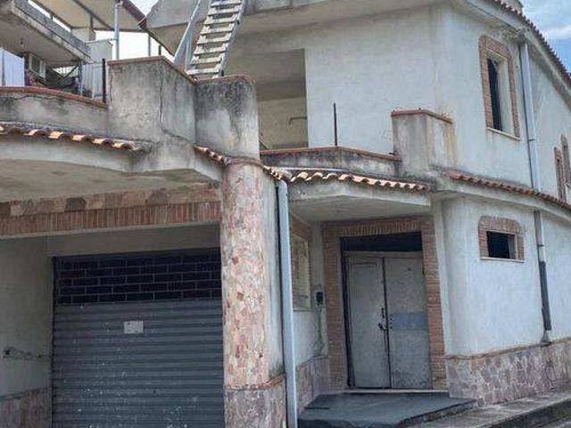 Villa Indipendente in vendita a Bucalo, Santa Teresa Di Riva