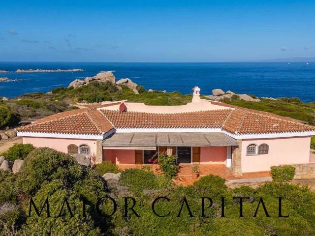 Villa Indipendente in vendita a Porto Quadro, Santa Teresa Gallura