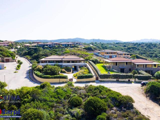 Villa Indipendente in vendita a Santa Teresa Gallura, Sardigna/Sardegna