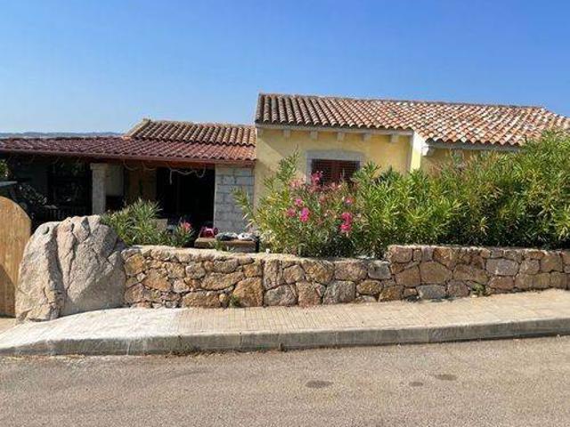 Villa Indipendente in vendita a Santa Teresa Gallura, Sardigna/Sardegna