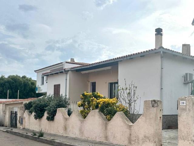Villa Indipendente in vendita a Santa Teresa Gallura, Sardigna/Sardegna