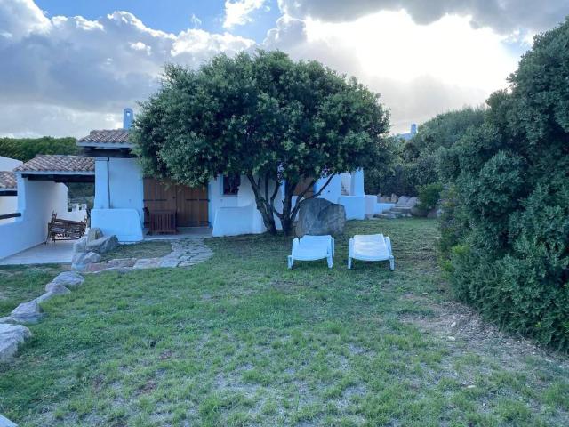 Villa Indipendente in vendita a Porto Quadro, Santa Teresa Gallura
