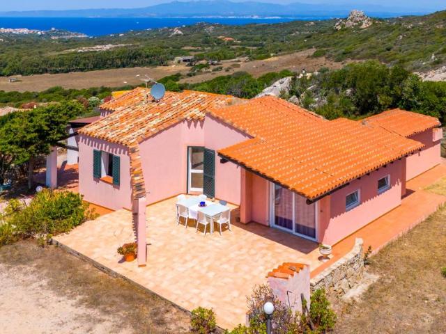 Villa Indipendente in vendita a Villaggio Marchesana/Malchisana, Santa Teresa Gallura