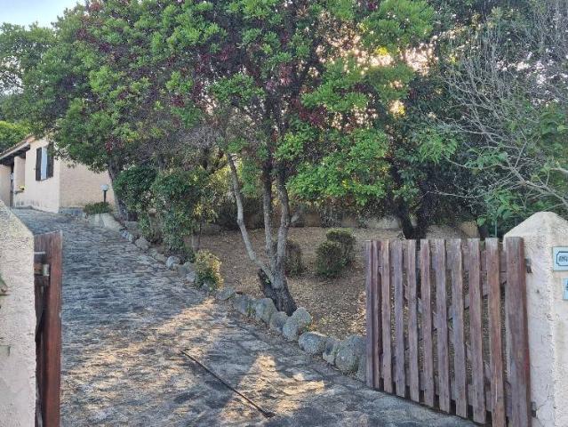 Villa Indipendente in vendita a Porto Quadro, Santa Teresa Gallura