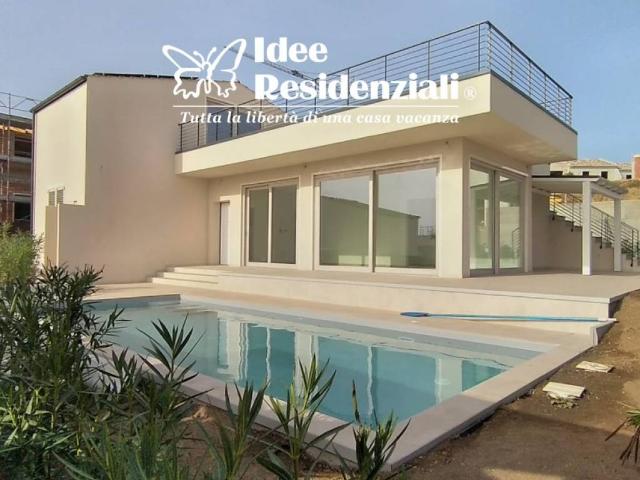 Villa Indipendente in vendita a Santa Teresa Gallura, Sardigna/Sardegna