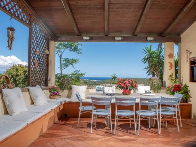 Villa Indipendente in vendita a Santa Teresa Gallura, Sardigna/Sardegna
