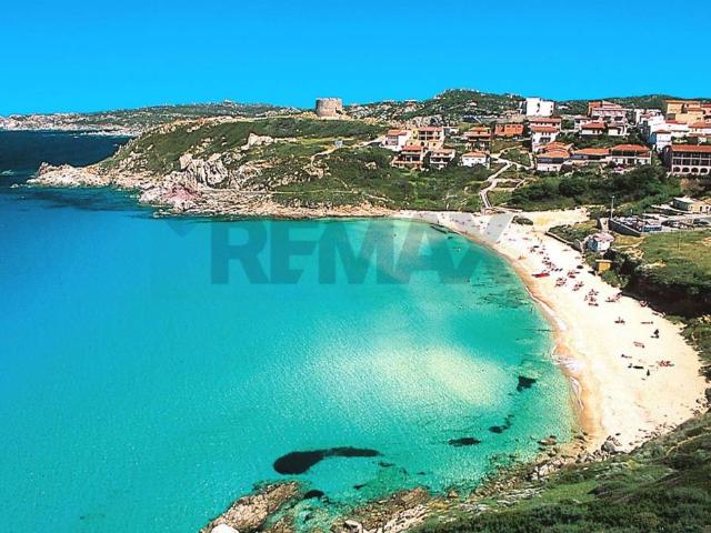 Villa Indipendente in vendita a Villaggio Valentina, Santa Teresa Gallura