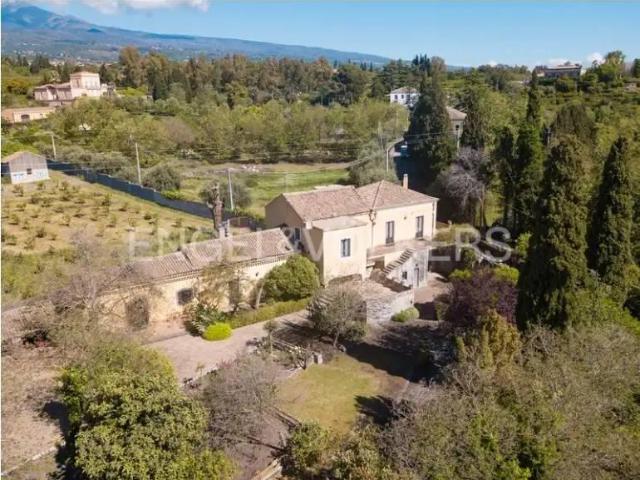 Villa Indipendente in vendita a Badia, Santa Venerina