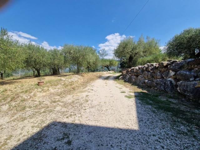 Villa Indipendente in vendita a Sant'agata De' Goti, Campania