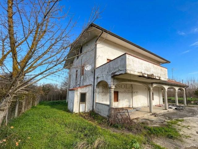 Villa Indipendente in vendita a Località S. Anna, Sant'agata De' Goti