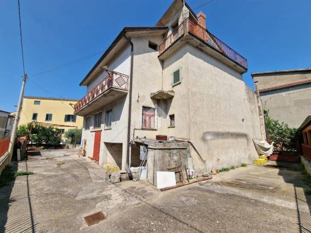 Villa Indipendente in vendita a Centro Storico, Sant'agata De' Goti