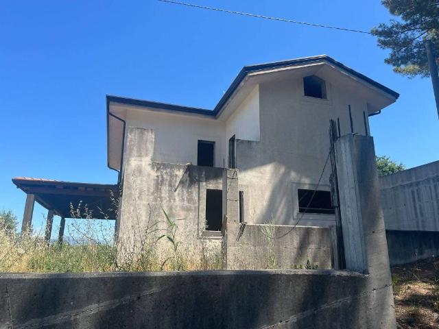 Villa Indipendente in vendita a Sant'agata De' Goti, Campania