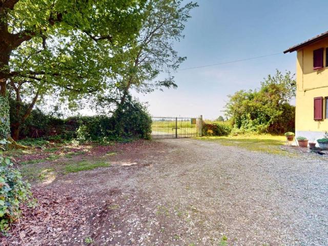 Villa Indipendente in vendita a Sant'alessio Con Vialone, Lombardia