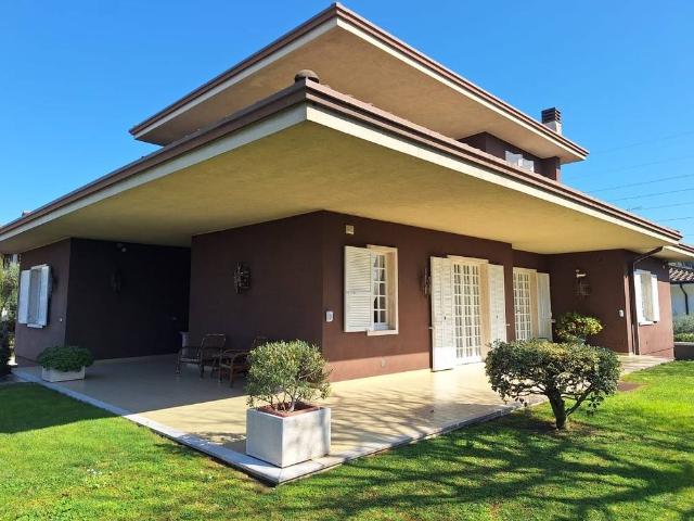Villa Indipendente in vendita a Domegliara, Sant'ambrogio Di