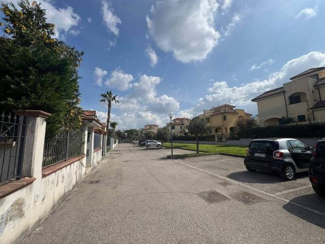 Villa Indipendente in vendita a Sant'Anastasia, Napoli
