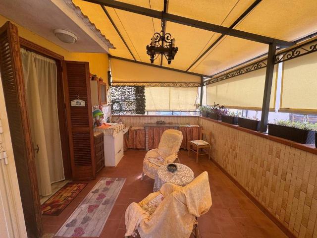 Villa Indipendente in vendita a Sant'angelo A Cupolo, Campania