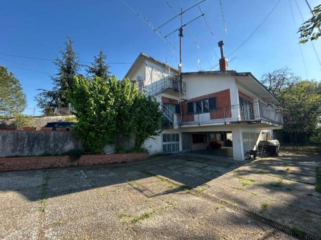 Villa Indipendente in vendita a Sant'angelo A Cupolo, Campania