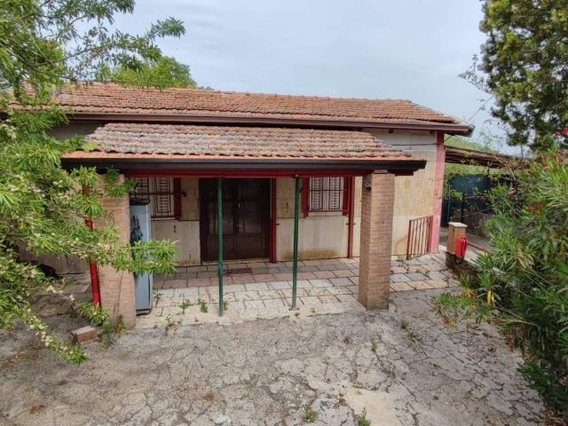 Villa Indipendente in vendita a Sant'angelo A Scala, Campania