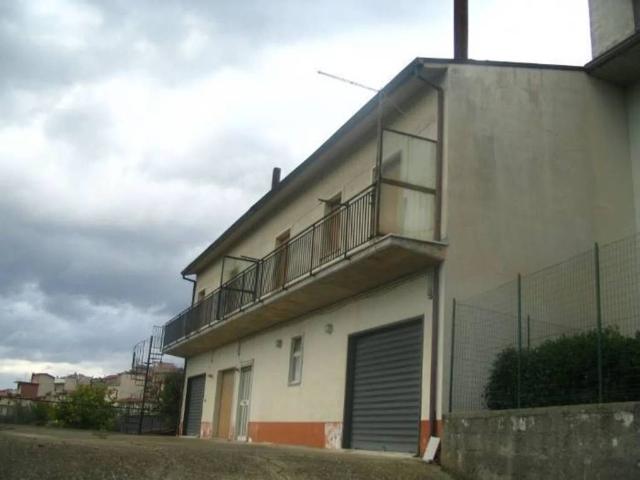 Villa Indipendente in vendita a Sant'angelo All'esca, Campania