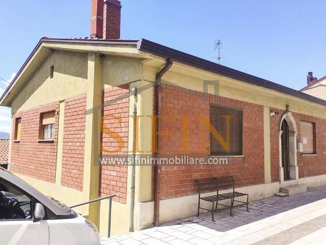 Villa Indipendente in vendita a Sant'angelo All'esca, Campania