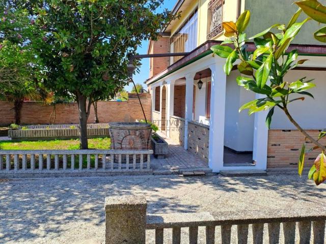 Villa Indipendente in vendita a Sant'angelo Di Piove, Veneto
