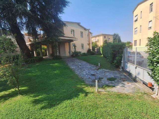Villa Indipendente in vendita a Gescal, Sant'Angelo Lodigiano