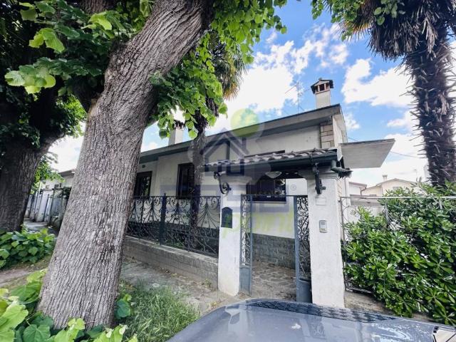Villa Indipendente in vendita a Santa Maria, Sant'Angelo Lodigiano