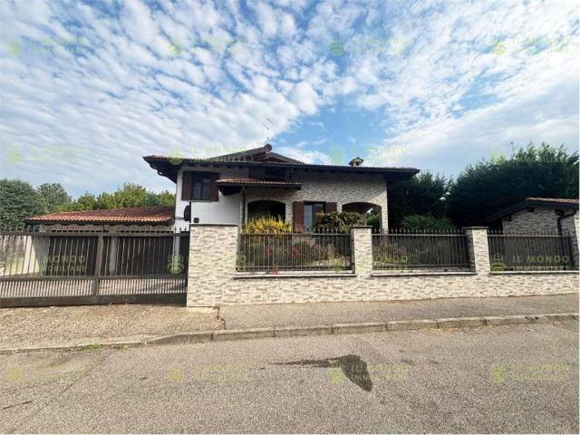 Villa Indipendente in vendita a Sant'angelo Lodigiano, Lombardia